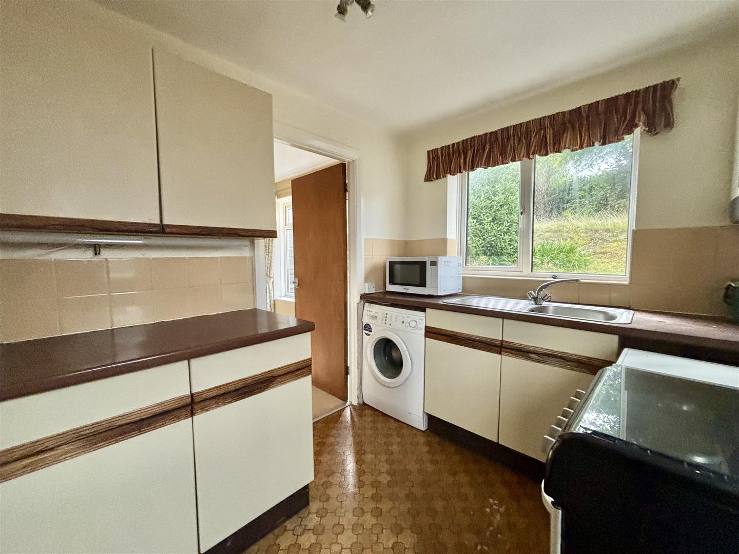 Glan Dulais, Dunvant, Swansea, SA2 7RT